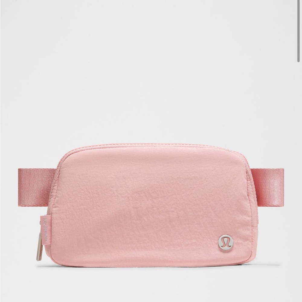 Lululemon - Light Pink Belt Bag